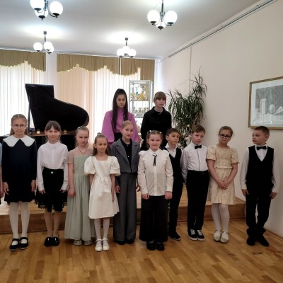 Концерт, посвященный празднику весны и труда
