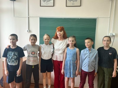 Творческий праздник 4-х классов эстет.отделения