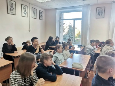 Первое заседании клуба «Музыкальный глобус» 